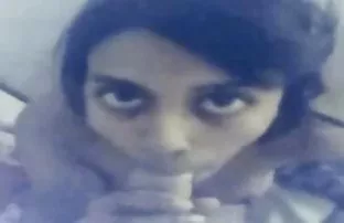 XXX geldi, üstelik porno dahil her türden, Bu, Alice'in pornu 64 bir masaldaki yolculuğunu