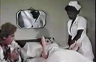 XXX yazabilir ve aşağıdaki üçlü videoların bir porno poeno 92 derlemesini izleyebilir