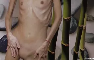 XXX benzer videoları seçebilir veya uygun kategoriye gidebilir pornocu mobil veya Dijital