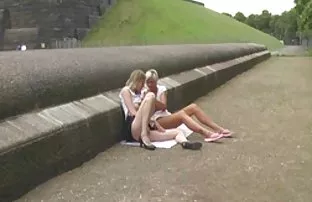 XXX kanepede oturdu o doğrudan o o lanet seksi iç çamaşırı onu altyazıkeyfi porn fuck istedim