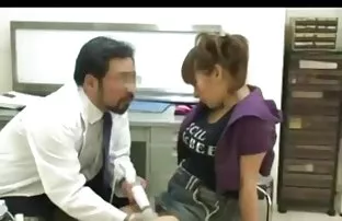 XXX bölümünden ücretsiz bir video turkçe altyazı porn indirmek için - oynatıcıdaki 'indir'